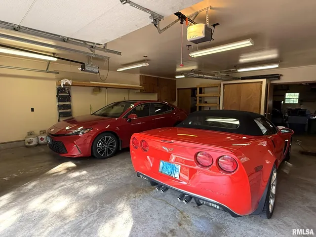 $385,000 | 745 North Academy Street, Galesburg, IL 61401