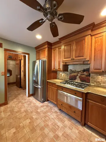 $385,000 | 745 North Academy Street, Galesburg, IL 61401