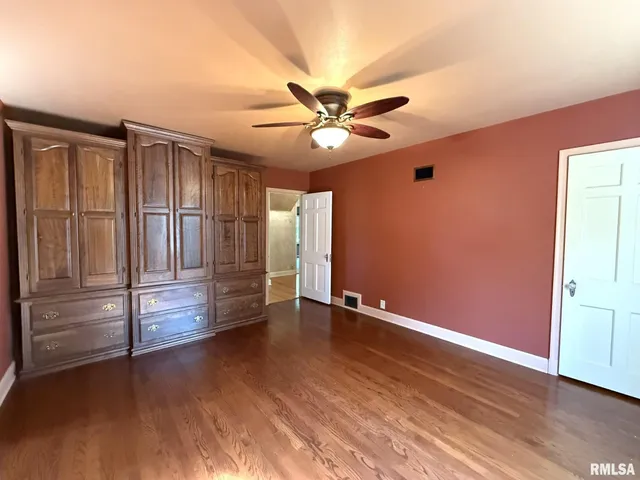 $385,000 | 745 North Academy Street, Galesburg, IL 61401