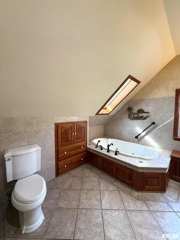 $385,000 | 745 North Academy Street, Galesburg, IL 61401