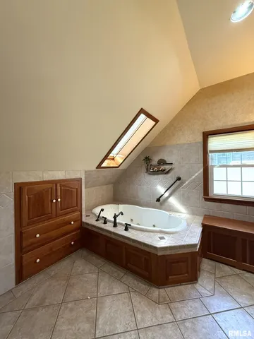 $385,000 | 745 North Academy Street, Galesburg, IL 61401