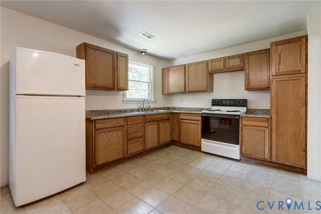3907 Rusk Avenue Richmond, VA 23234 - Photo 18 of 30