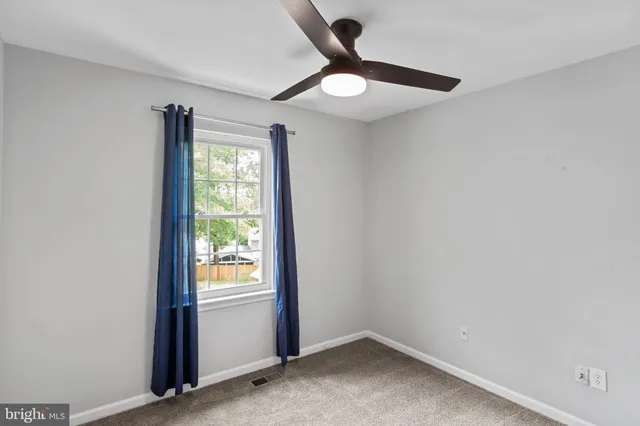 a view of empty room with window