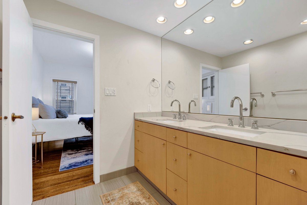 714 West Sheridan Road, Unit 1E Chicago, IL 60613 - Photo 19 of 31 Gallery Image 19