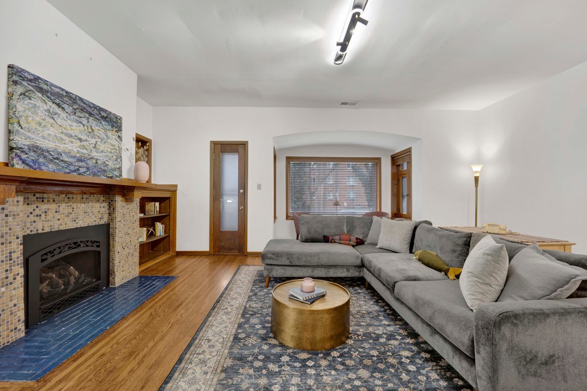 714 West Sheridan Road, Unit 1E Chicago, IL 60613 - Photo 5 of 31 Gallery Image 5