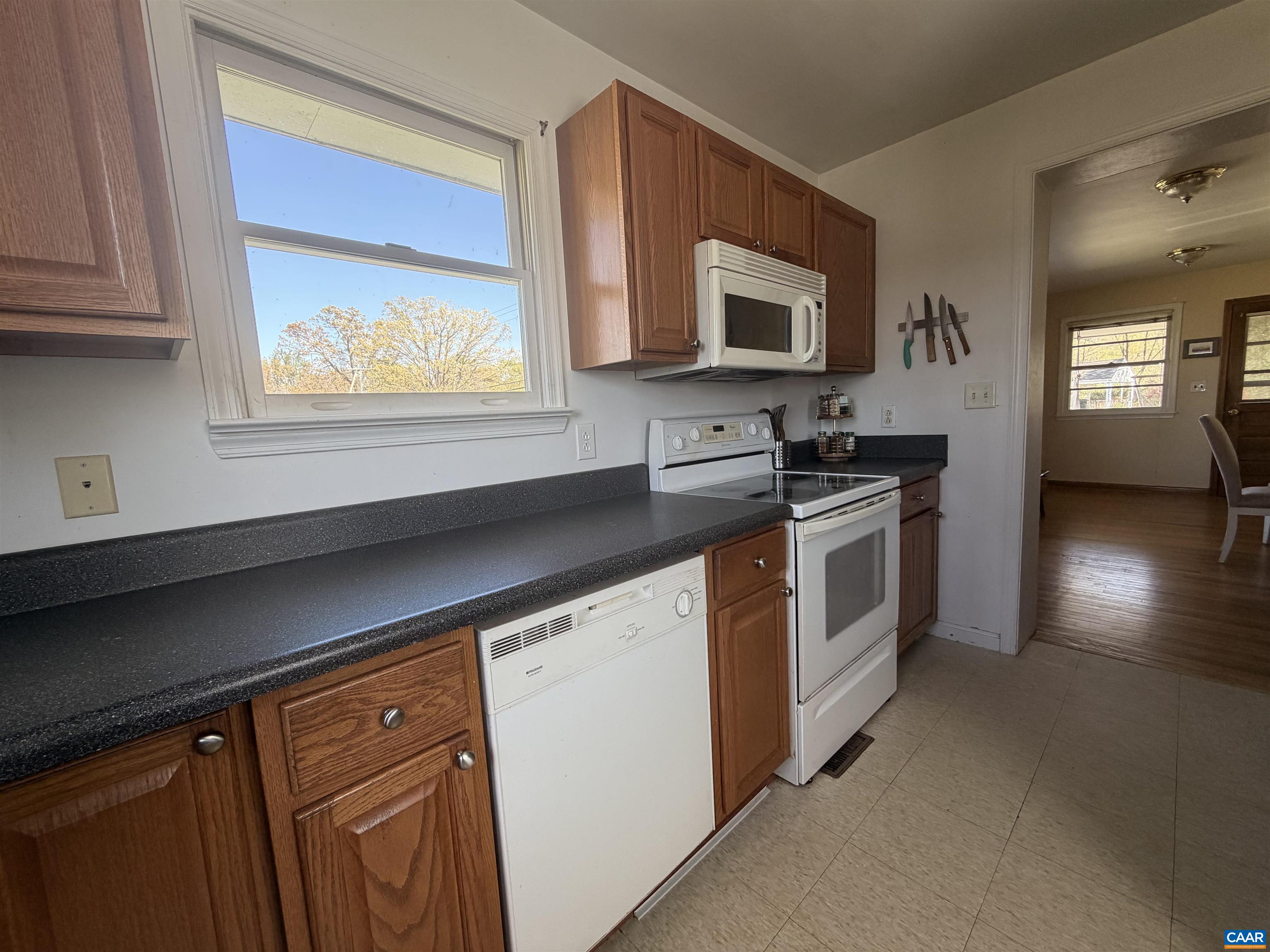 480 Stagecoach Road Charlottesville, VA 22902 - Photo 11 of 33