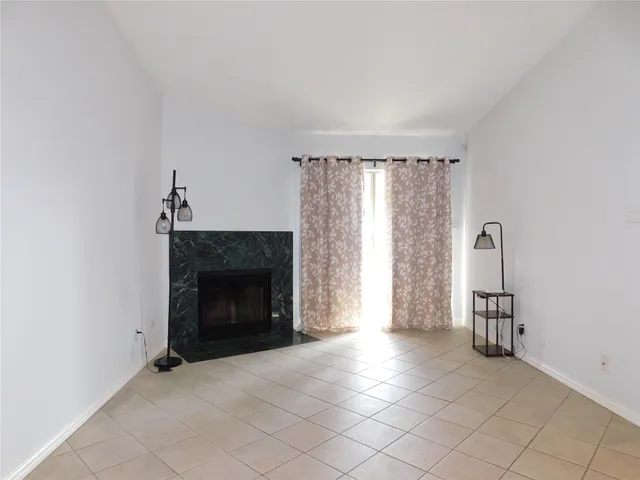$108,000 | 2120 El Paseo Street, Unit 314, Houston, TX 77054