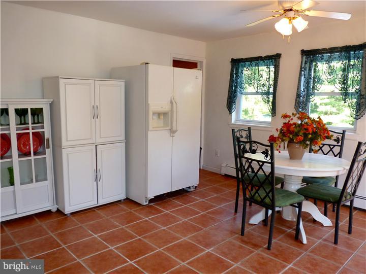 230 President Avenue Rutledge, PA 19070 - Photo 21 of 25 Kitchen