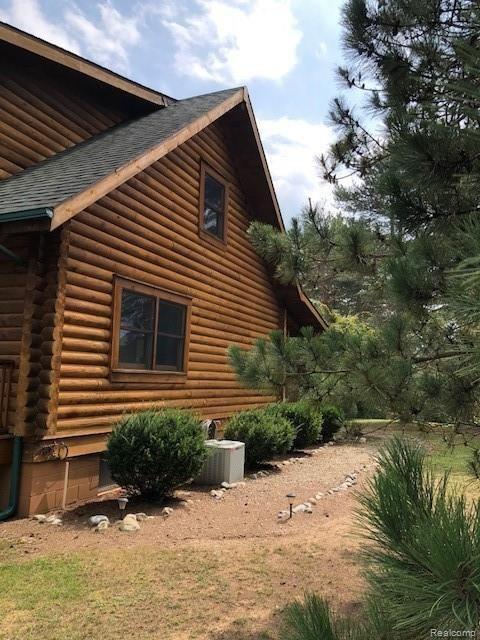 3774 Barnes Lake Road Columbiaville, MI 48421 - Photo 13 of 45 32 (1).jpg
