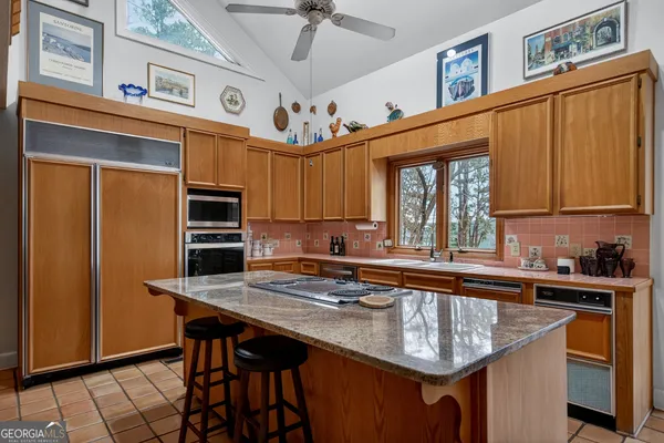 $899,900 | 2010 Foxcroft Drive, LaGrange, GA 30240