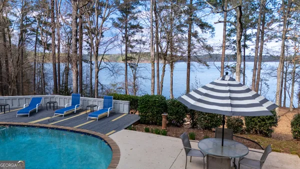 $899,900 | 2010 Foxcroft Drive, LaGrange, GA 30240