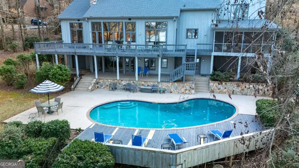 $899,900 | 2010 Foxcroft Drive, LaGrange, GA 30240