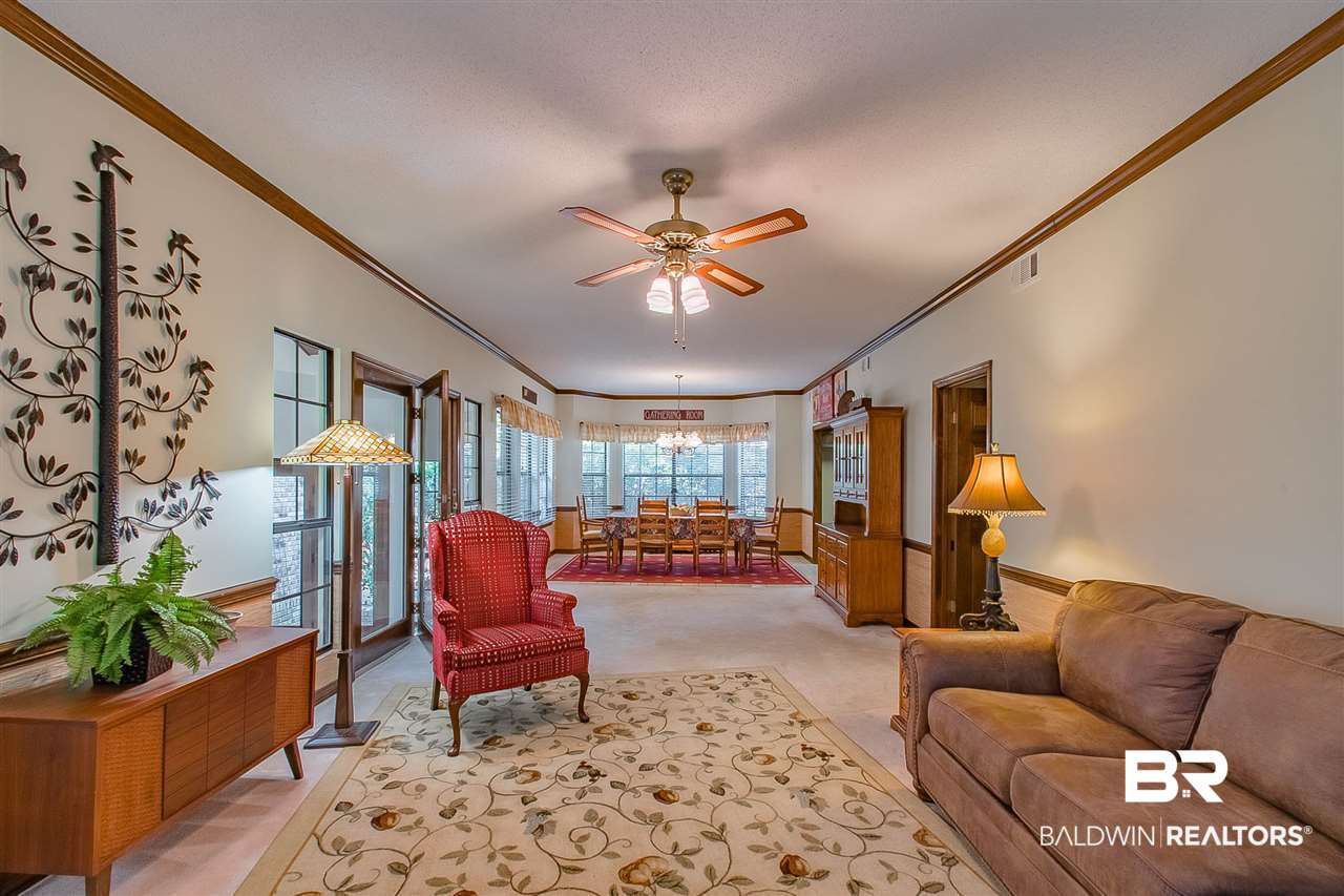 512 Southern Way Daphne, AL 36527 - Photo 18 of 43 Living Room