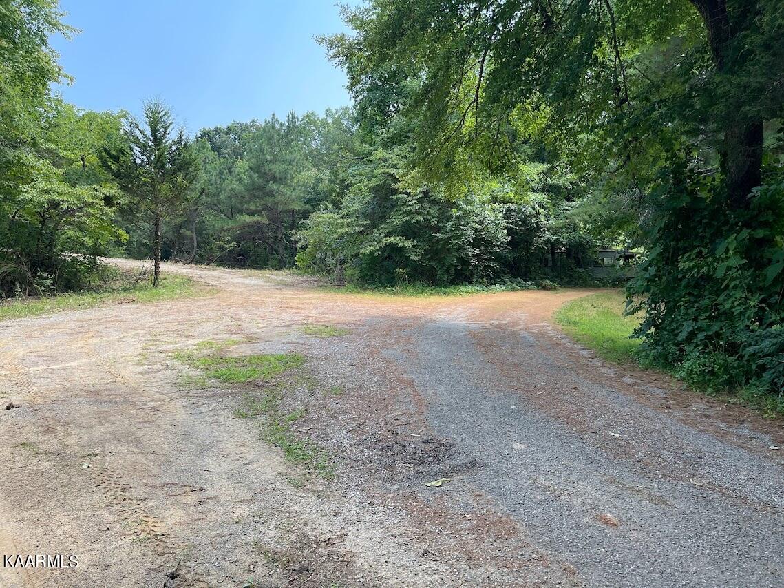 Plateau Firetower Road, Crossville, TN 38571 Compass
