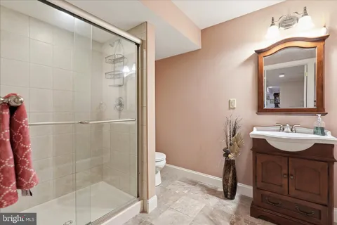 $1,200,000 | 583 Oakmont Drive East, Telford, PA 18969