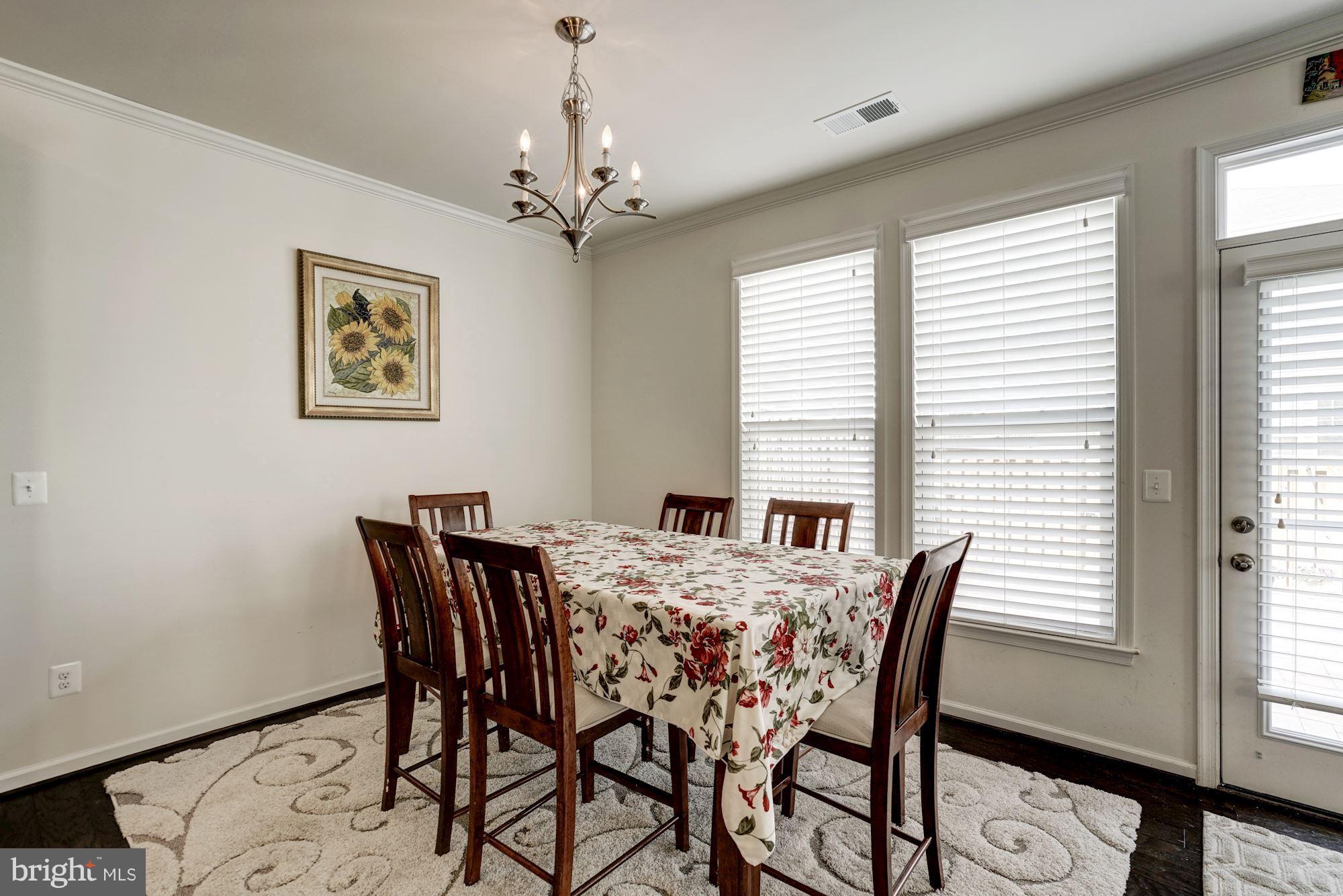 42324 Benfold Square Ashburn, VA 20148 - Photo 12 of 30 Dining Room