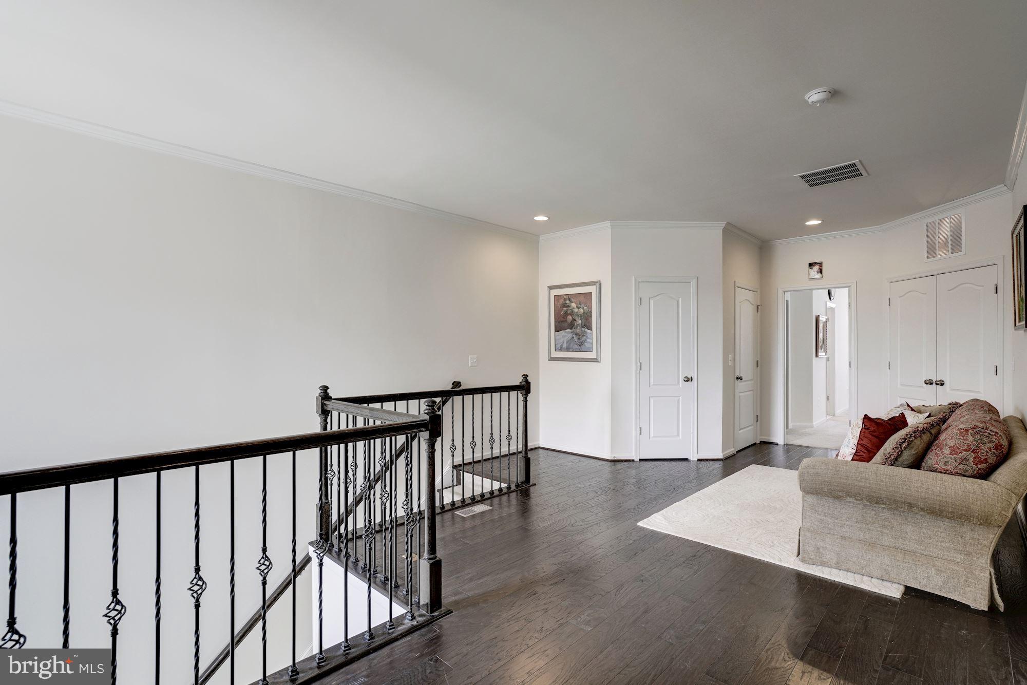 42324 Benfold Square Ashburn, VA 20148 - Photo 16 of 30 Interior (General)