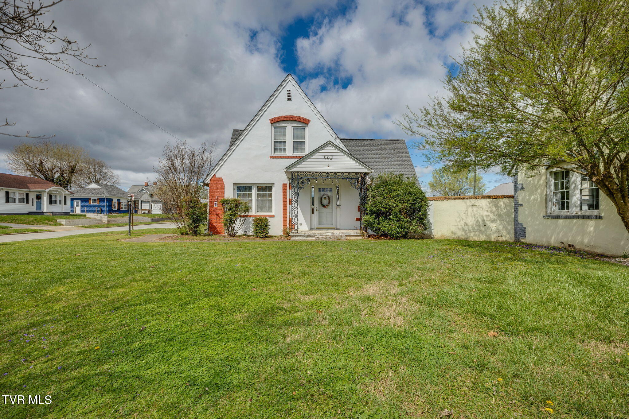902 Federal Street Kingsport, TN 37664 - Photo 1 of 33 001