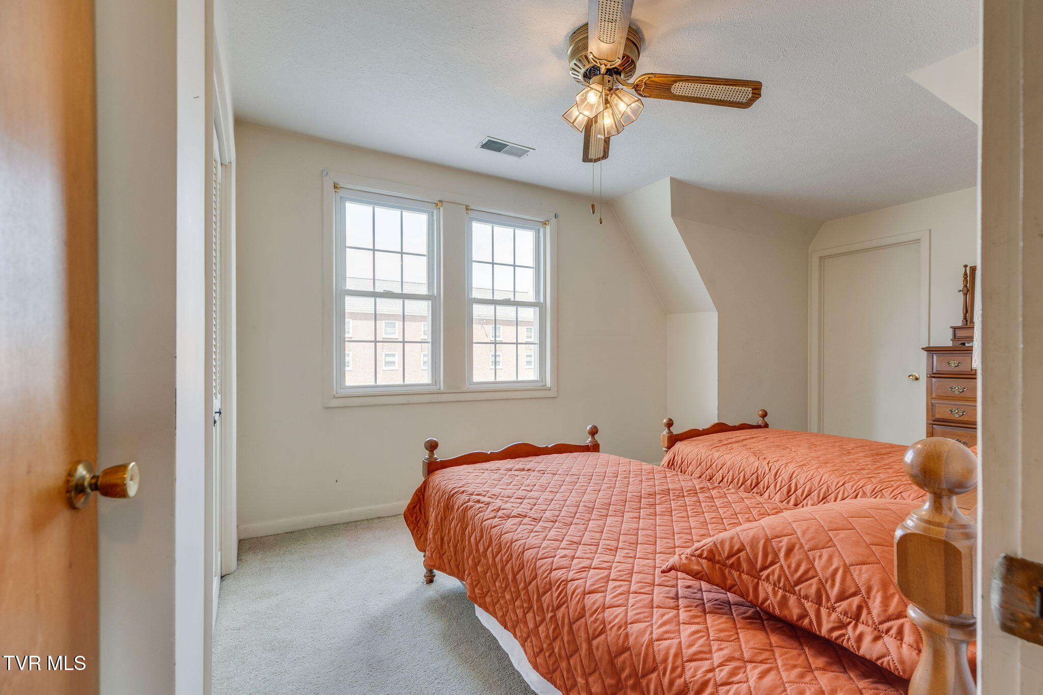 902 Federal Street Kingsport, TN 37664 - Photo 23 of 33 023