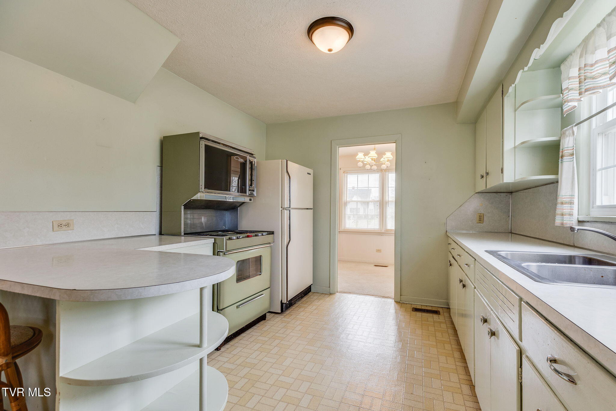 902 Federal Street Kingsport, TN 37664 - Photo 8 of 33 008
