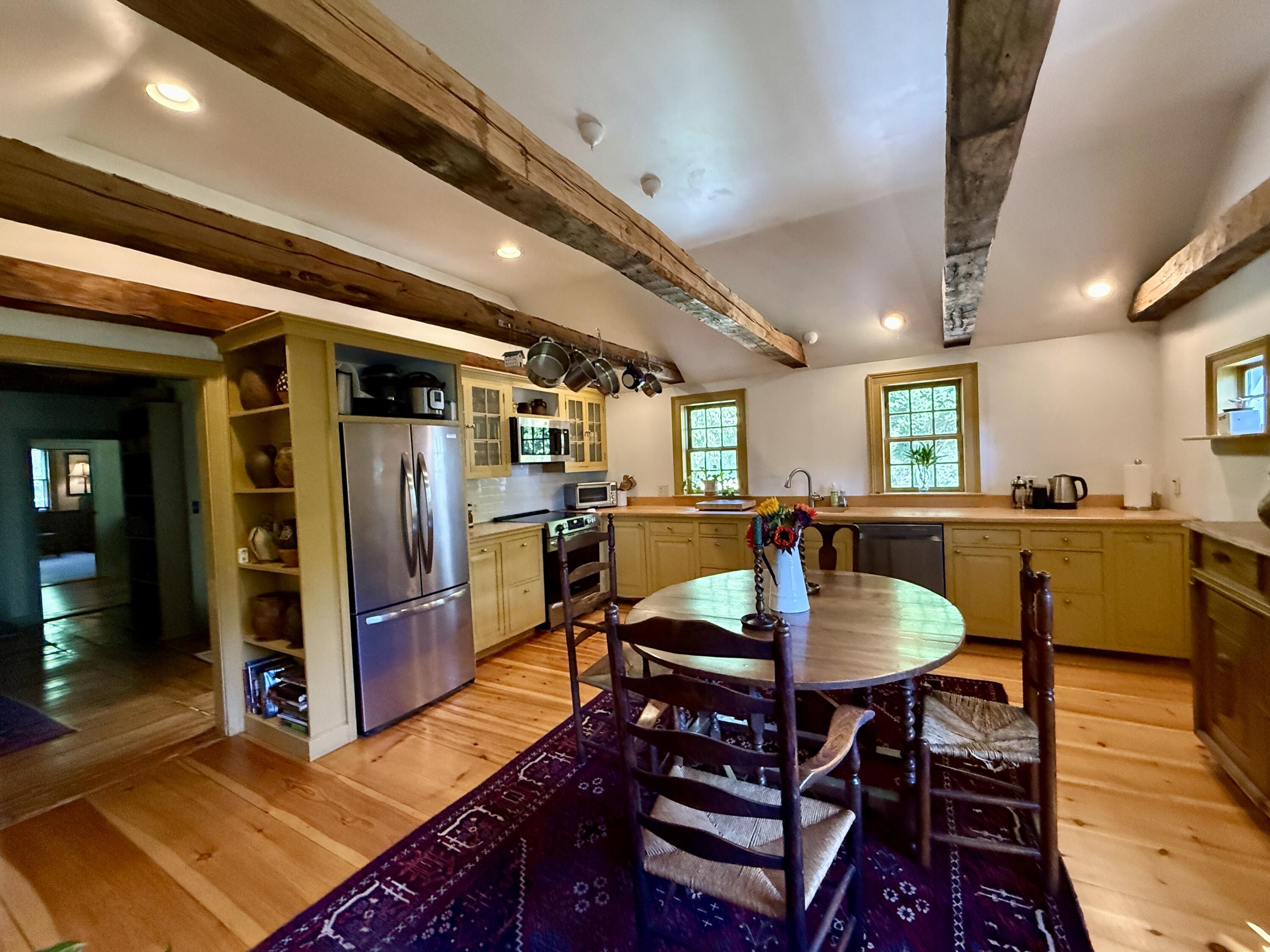35 Old County Road North Berwick, ME 03906 - Photo 4 of 17 kitchen
