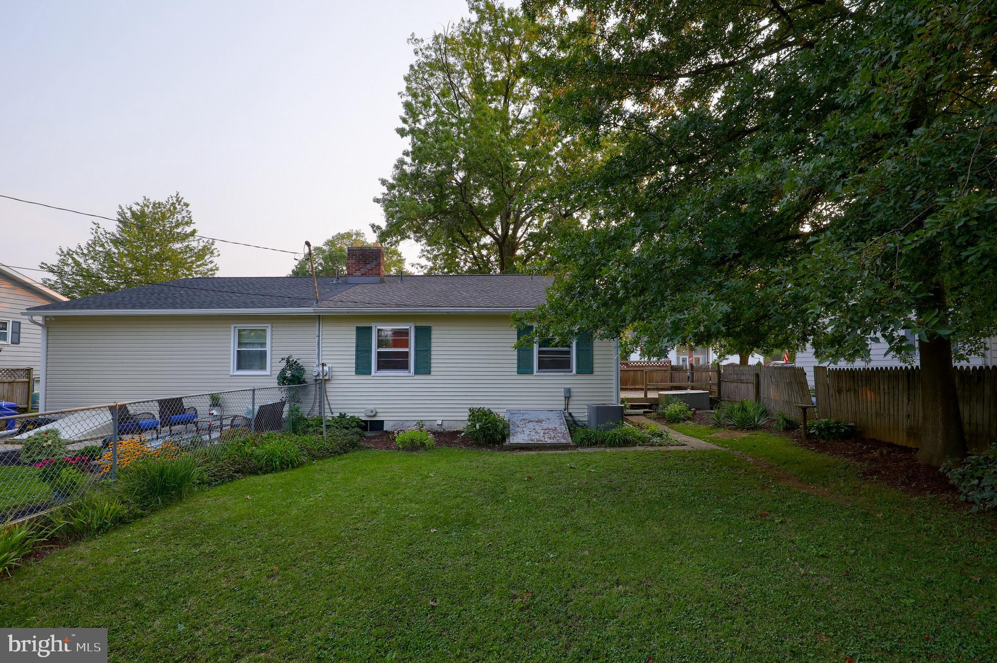525 Spring Avenue Lititz, PA 17543 - Photo 23 of 29