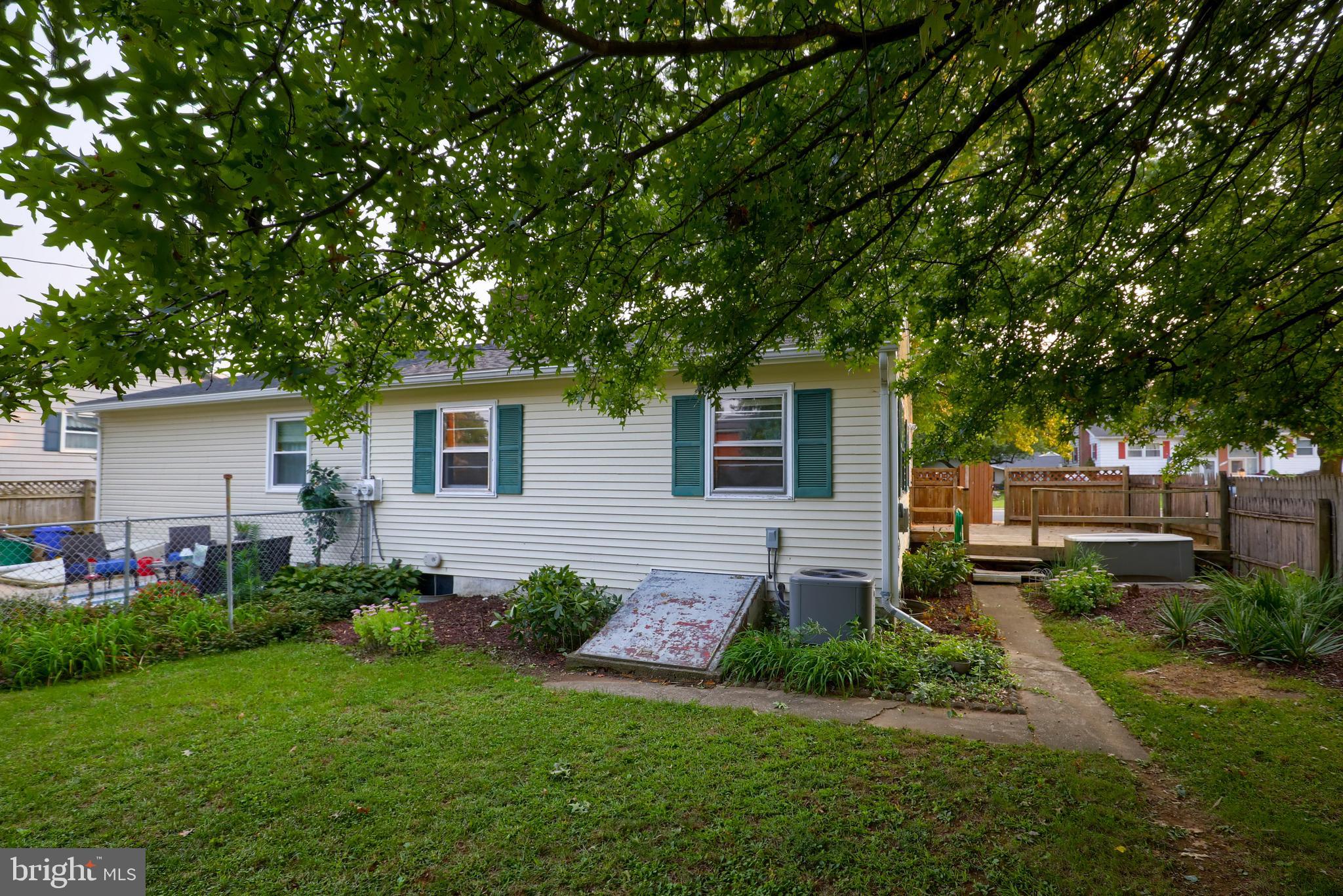 525 Spring Avenue Lititz, PA 17543 - Photo 24 of 29