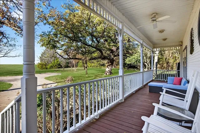 $1,375,000 | 8355 Vlg Gln Lane, Scurry, TX 75158