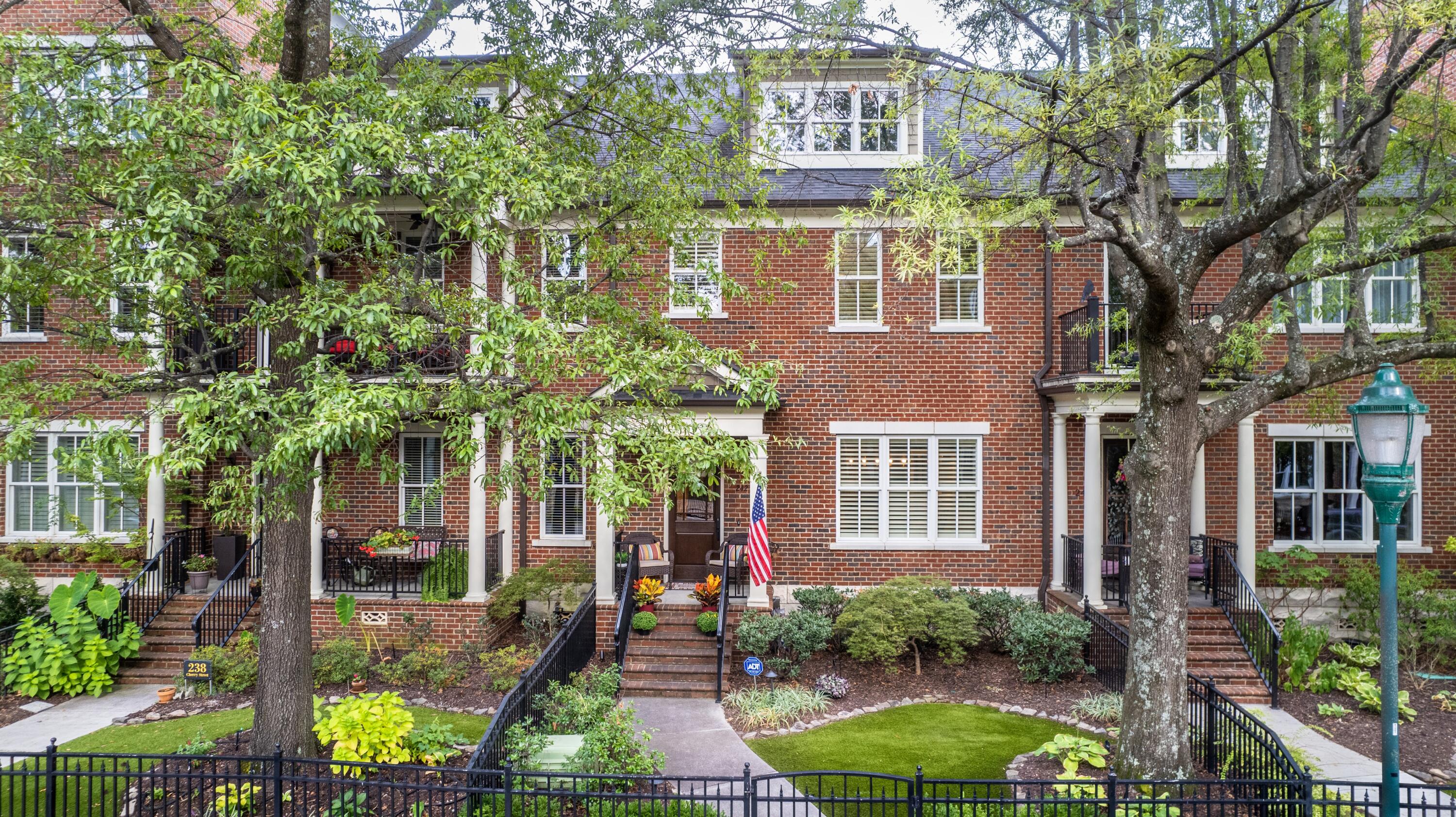 242 Cherry Street Chattanooga, TN 37403 - Photo 1 of 110 Luxury Townhome Right Downtown