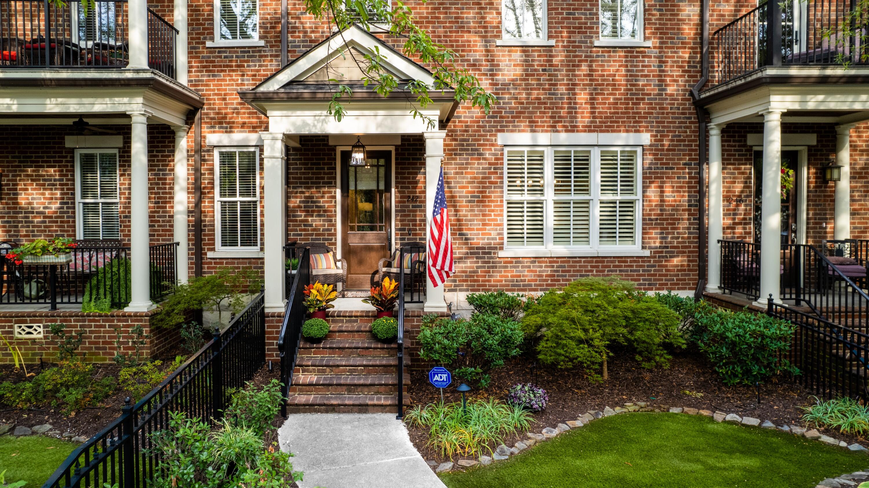 242 Cherry Street Chattanooga, TN 37403 - Photo 103 of 110 Lovely brick exterior