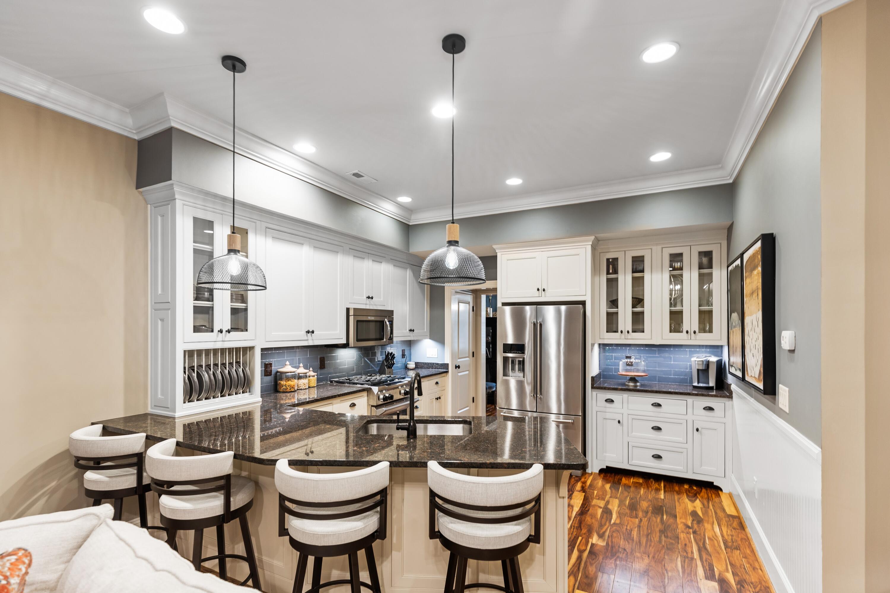 242 Cherry Street Chattanooga, TN 37403 - Photo 25 of 110 Plenty of Bar Seating