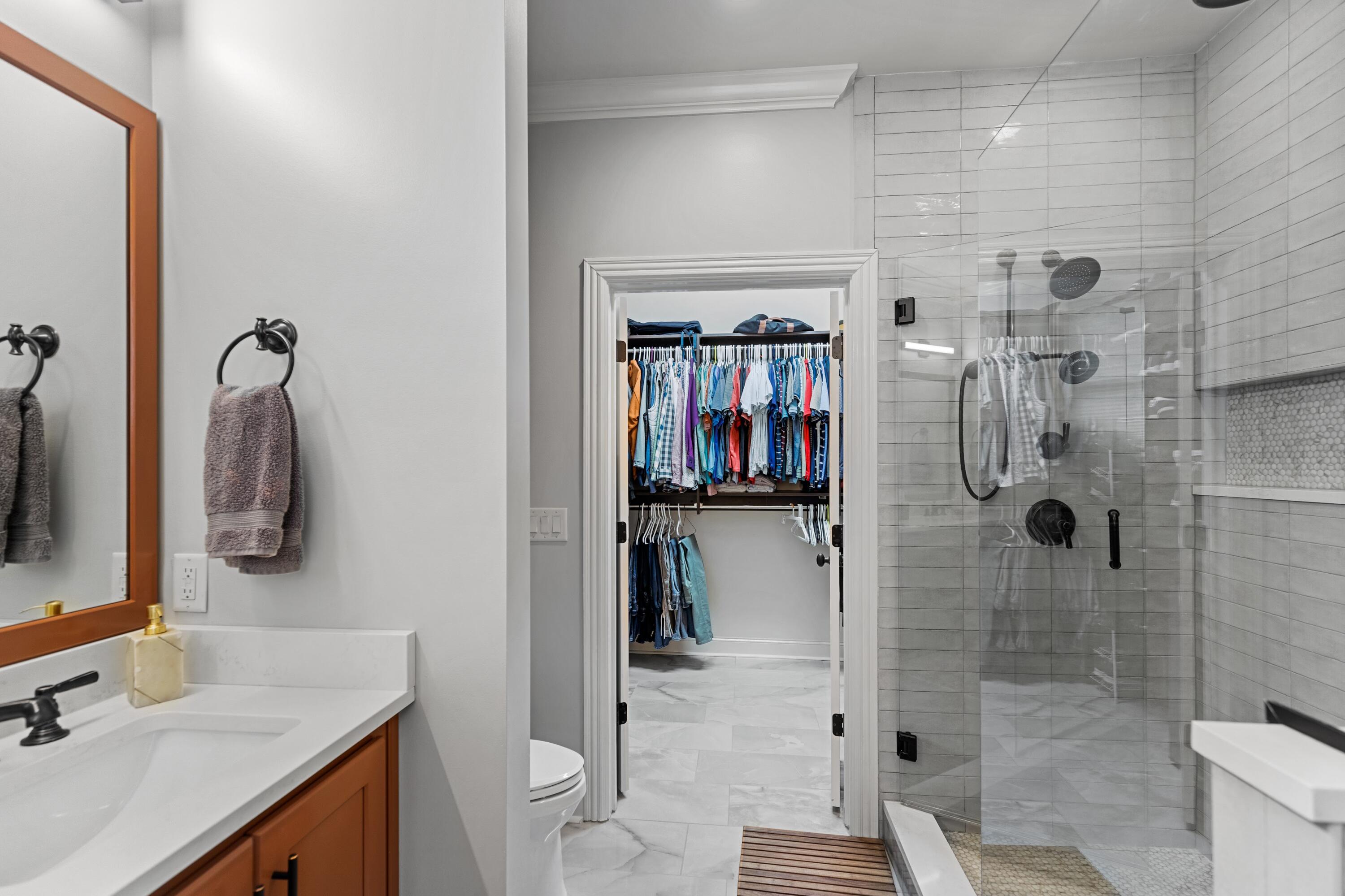 242 Cherry Street Chattanooga, TN 37403 - Photo 44 of 110 Ensuite Bath into Walk-in Closet