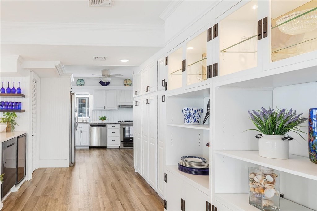 8 Oceanside Drive Scituate, MA 02066 - Photo 17 of 41