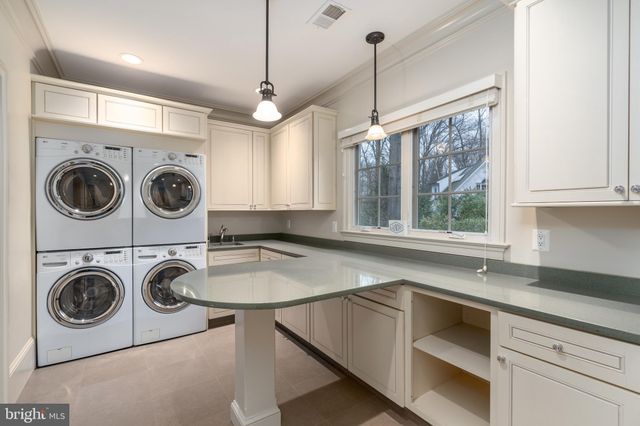 $3,750,000 | 7426 Dulany Drive, McLean, VA 22101