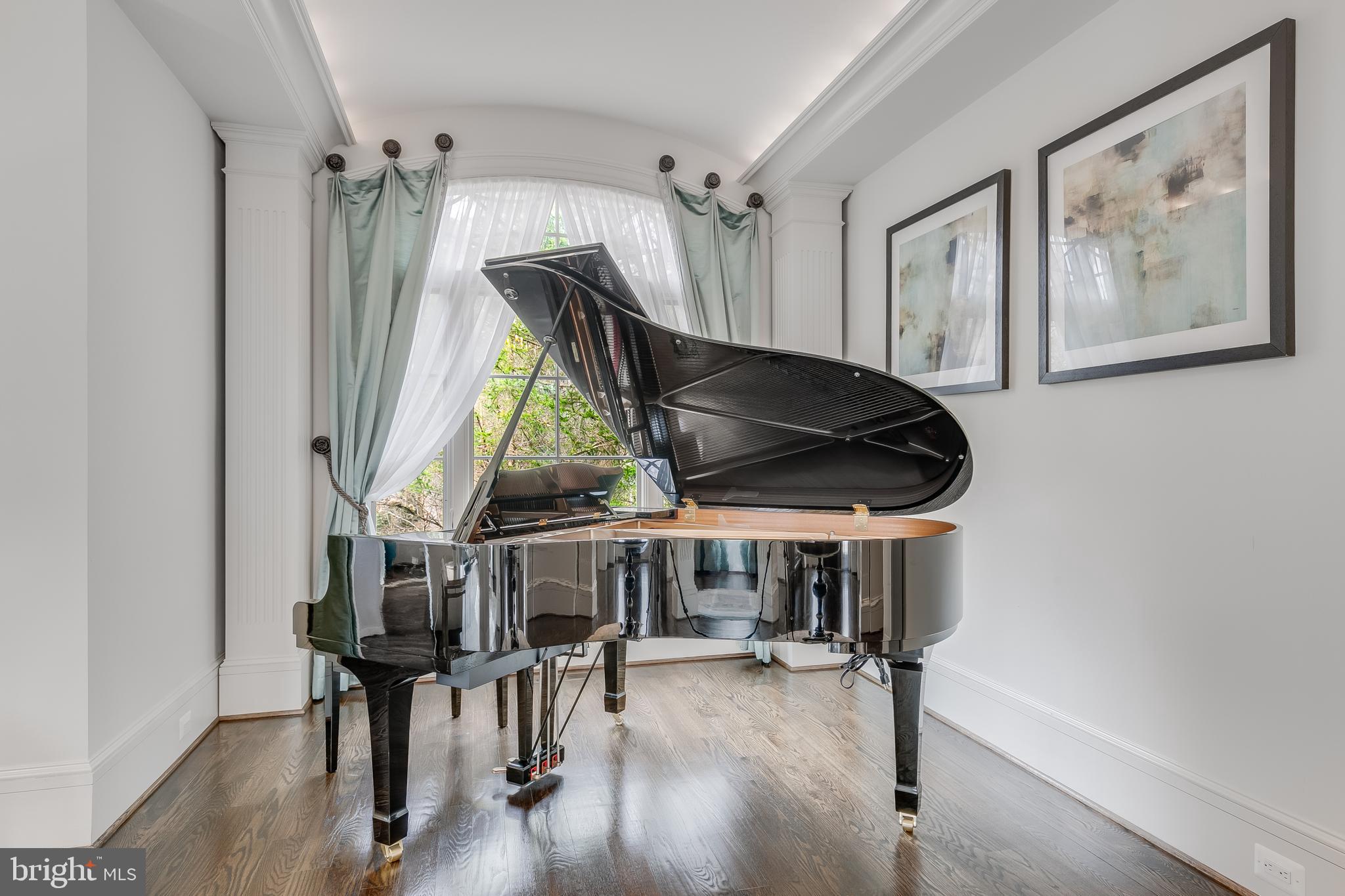 7426 Dulany Drive McLean, VA 22101 - Photo 5 of 69