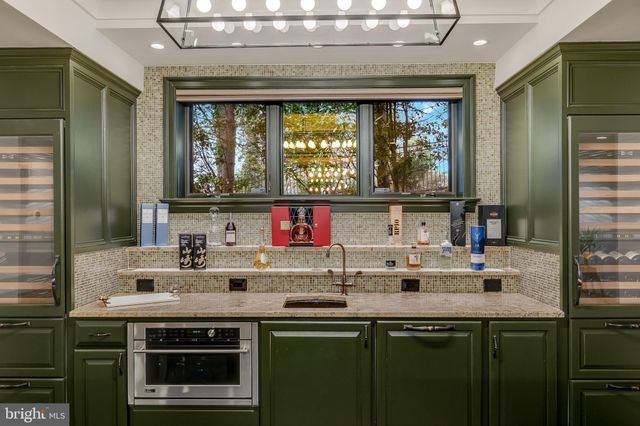 $3,750,000 | 7426 Dulany Drive, McLean, VA 22101
