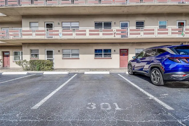 $258,000 | 3010 59th Street South, Unit 301, Gulfport, FL 33707