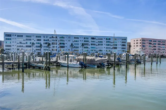 $258,000 | 3010 59th Street South, Unit 301, Gulfport, FL 33707