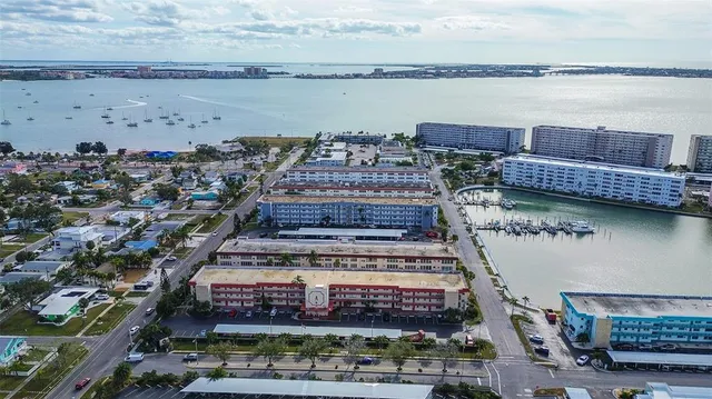 $258,000 | 3010 59th Street South, Unit 301, Gulfport, FL 33707