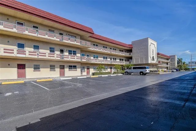 $258,000 | 3010 59th Street South, Unit 301, Gulfport, FL 33707