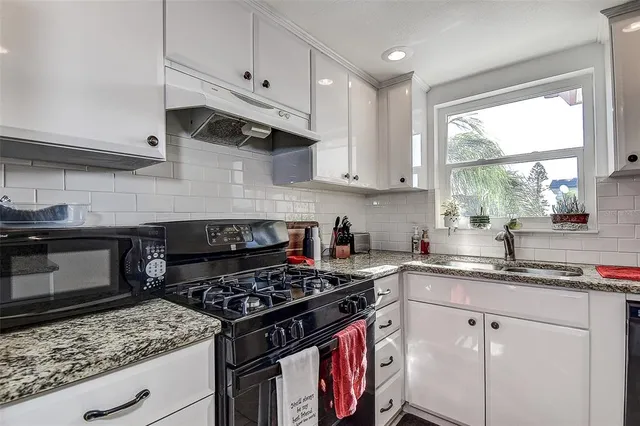 $258,000 | 3010 59th Street South, Unit 301, Gulfport, FL 33707