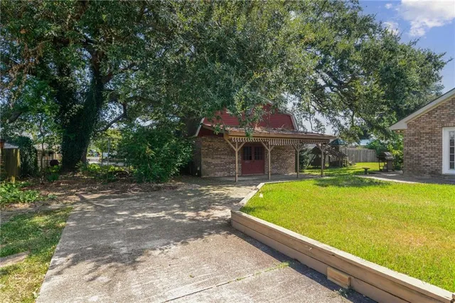 $270,000 | 234 Oak Street, St. Rose, LA 70087