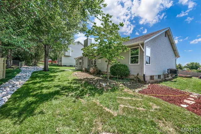 $2,395 | 1249 Harvest Ridge Drive, St. Charles, MO 63303