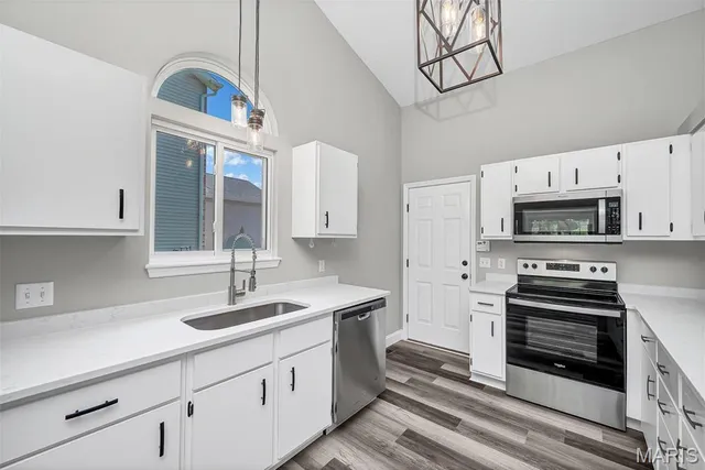 $2,395 | 1249 Harvest Ridge Drive, St. Charles, MO 63303