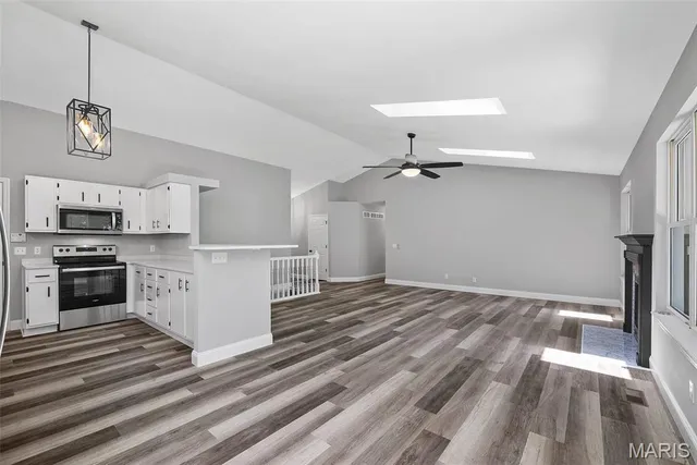 $2,395 | 1249 Harvest Ridge Drive, St. Charles, MO 63303