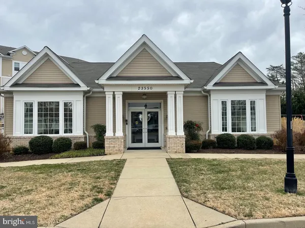 $2,100 | 23530 Franklin Delano Roosevelt Boulevard, California, MD 20619