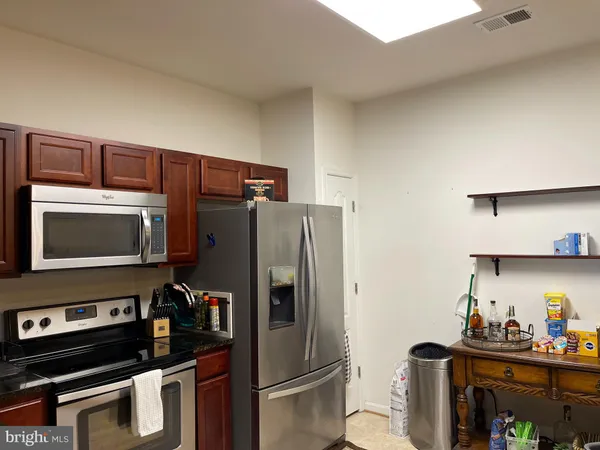 $2,100 | 23530 Franklin Delano Roosevelt Boulevard, California, MD 20619