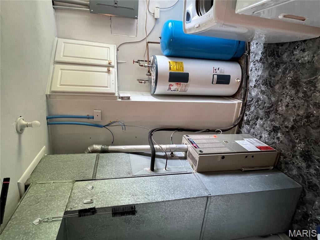 42 Davis Road Troy, MO 63379 - Photo 13 of 16