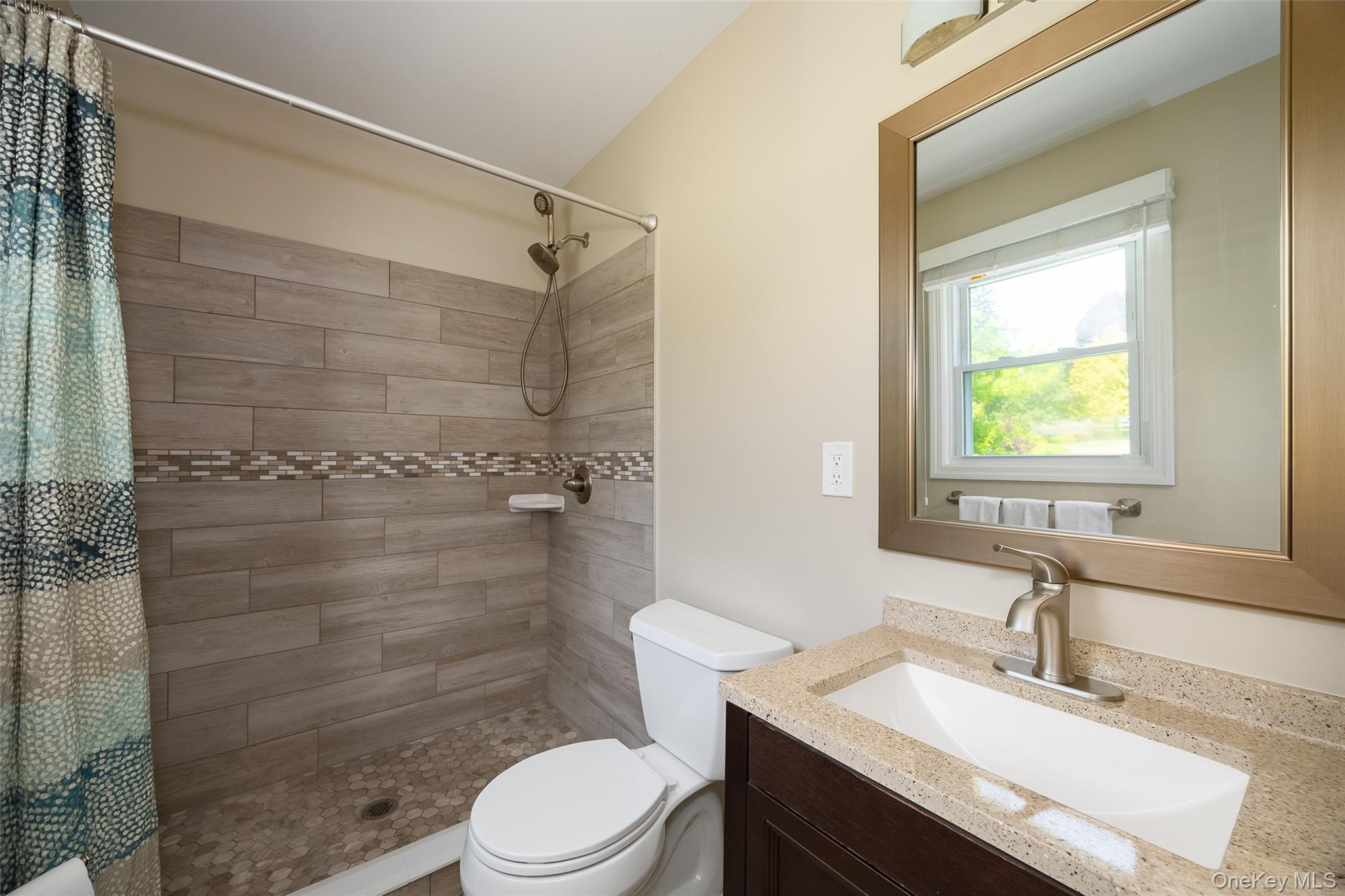 12 Hiview Road Wappingers Falls, NY 12590 - Photo 16 of 32