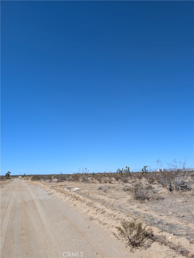 11150 Poppy Road Adelanto, CA 92301 - Photo 2 of 13